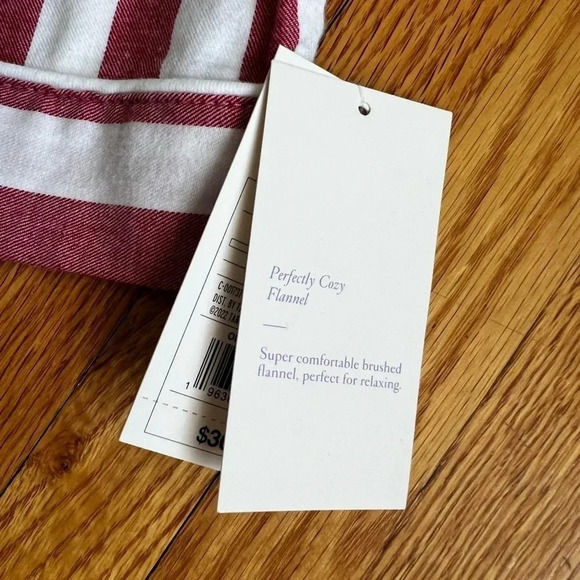 Pajamas top - Picture 2 of 5